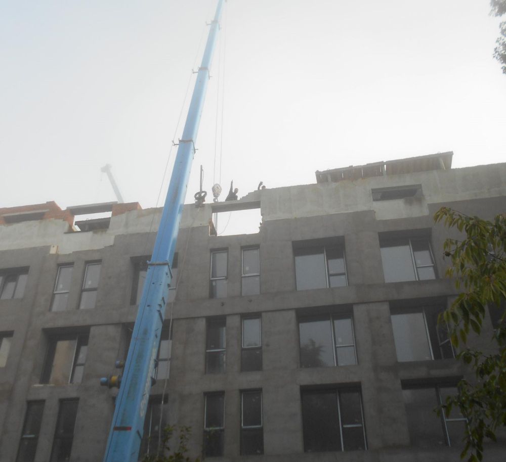 Це шахрайство! У Львові продають квартири зі студентського гуртожитку, який зараз на реконструкції